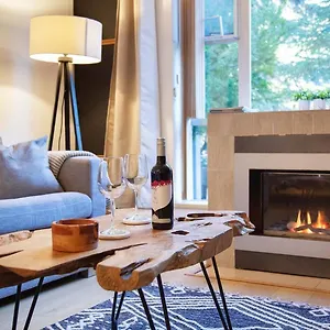 Glacier Premiere Apartment